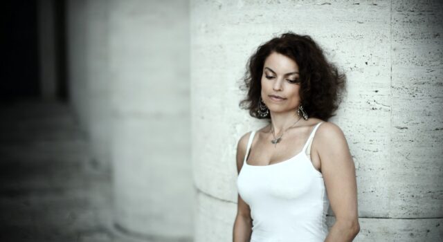 Roberta Gambarini